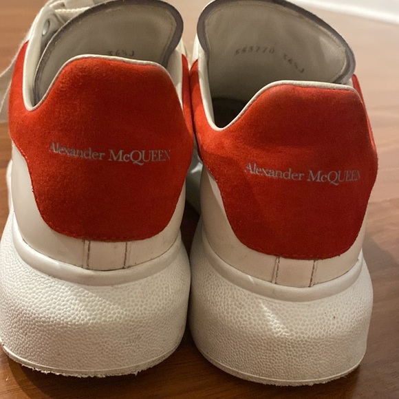 Alexander McQueen Sneakers for Women - Picture 3 of 3
